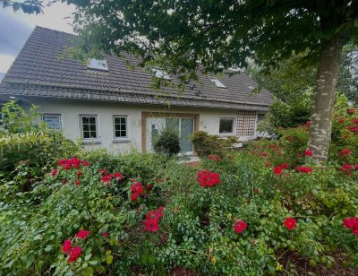 Wohnen und Arbeiten unter einem Dach - auf Traumgrundstück mit Fernblick