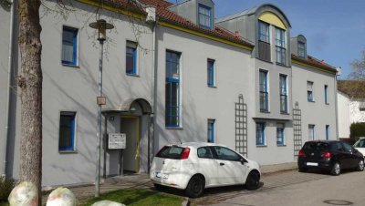 Gepflegte 3-Zimmer-Wohnung mit Balkon und Einbauküche in Mühldorf am Inn (Kreis)