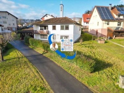 Wohnhaus mit Einliegerwohnung und Blick in‘s Grüne!