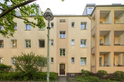 Kapitalanlage: Vermietetes Apartment mit Balkon im 2.OG - nur wenige Minuten vom Tempelhofer Feld