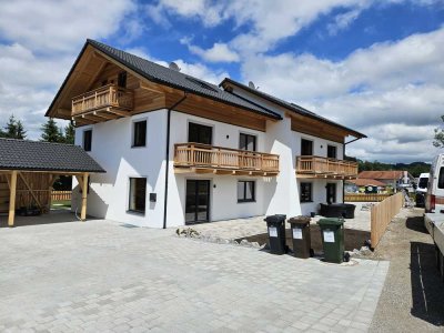 Doppelhaushälfte in Bad Heilbrunn zu vermieten, Holzhaus KFW40, Niedrigenergiehaus