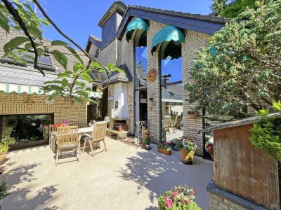 Individuelles Architektenhaus mit Pool in ruhiger Lage