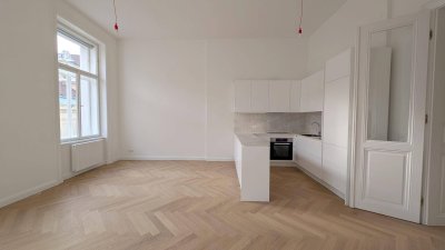 ERSTBZUG: Wunderbare 2-Zimmer Altbau-Wohnung in 1010 Wien zu mieten