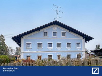 Großzügige 4-Zimmer-Wohnung in wunderschönem ehemaligen Bauernhaus!