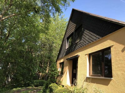 Herrlich gelegene Erdgeschoss-Wohnung mit Terrasse und Garage in absolut ländlicher Lage!