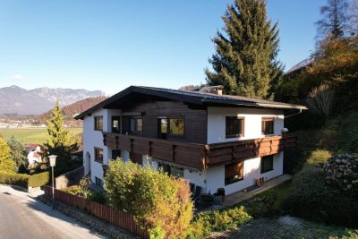 Großzügiges und wunderschön gelegenes Zweifamilienhaus mit großem Potenzial in Wörgl