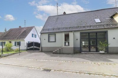 Sofort Zuschlagen: Einfamilienhaus mit separatem Apartment und Garten in ruhiger, naturnaher Lage