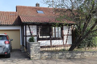 Großzügiges Einfamilienhaus mit 7 Zimmern, 2 Terrassen und Garten in Balingen