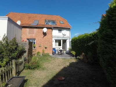 schnuckelige Maisonette mit eigenem Garten und Einbauküche