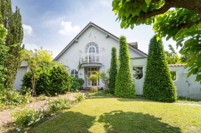 Repräsentatives Architektenhaus mit Einliegerwohnung in bevorzugter Wohnlage in Achim