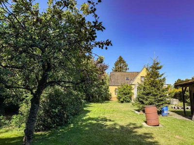 Einzigartiges Einfamilienhaus mit Einliegerwohnung und großem Garten!