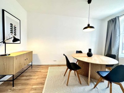 Teilmöbliertes & stilvolles City-Apartment mit Bahnhofsnähe: Komfortables Wohnen in urbaner Eleganz