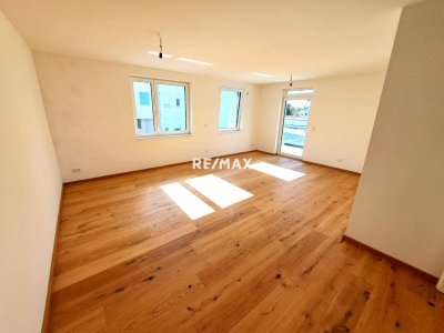 NEUBAU - HELLE 3 Zimmer Balkonwohnung - ERSTBEZUG!!