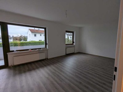 2-Raum-Wohnung mit EBK, neu renoviert