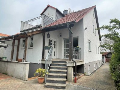 Schönes Einfamilienhaus mit Garten und Terrasse in ruhiger Lage