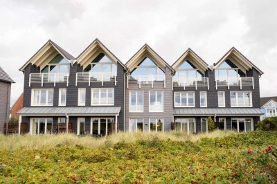 Strandhaus mit unverbaubarem Meerblick + eigenem GB-Blatt