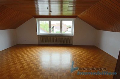 *** Schöne 2 Zimmer Dachgeschosswohnung mit Stellplatz zur Miete in Plattling***