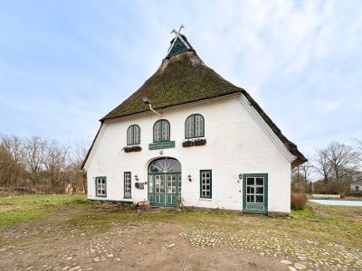 Charmantes Reetdachanwesen mit vielen Möglichkeiten