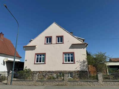 Einfamilienhaus inkl. Pool und Garten im schönen Waldviertel