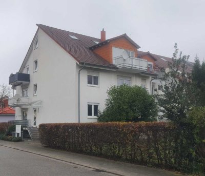 DG 3-Zi.-Maisonette-Wohnung mit Balkon in Waghäusel