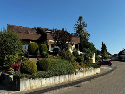 Doppelhaus in Hanglage mit Fernsicht und großer Terrasse