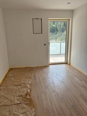 - Neubau - moderne 3-Zimmer-Wohnung mit großer Loggia!