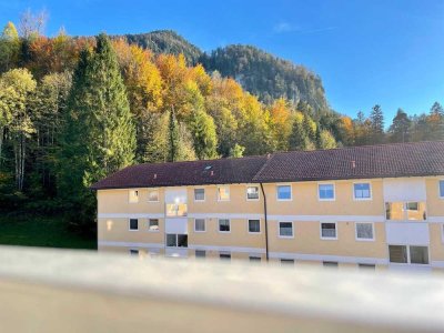 Sanierte 3-Zimmer-Wohnung mit Bergblick