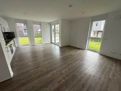 3-Zimmer-Wohnung im Erdgeschoss mit EBK und Terrasse