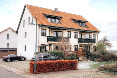 Beständiges Mehrfamilienhaus mit schönen Details & 6 Wohneinheiten in Naunhof-Fuchshain zu erwerben!