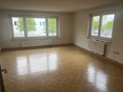 Zentral gelegene 3-Zimmer-Wohnung mit EBK in Pfarrkirchen