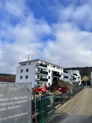 Erstbezug // 2 Zimmer Erdgeschosswohnung mit Gartenanteil //