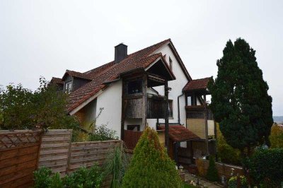 Domblick 3,5-Zi.-Maiss-Whg. mit Einbauküche und Balkon in Kneiting