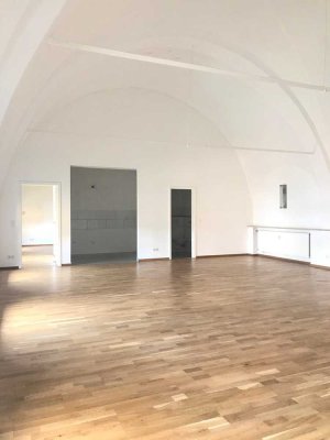 Exklusive 110 m² Wohnung im ehemaligen Johanneskloster