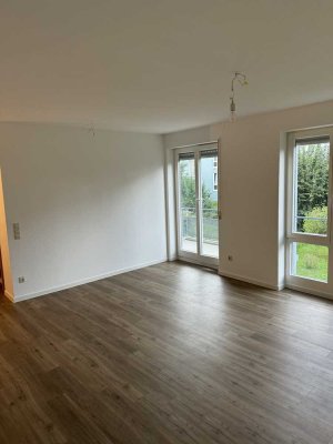 Neuwertige 2-Raum-Wohnung mit Balkon und Einbauküche in Reutlingen