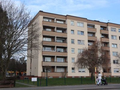 Helle 2-Raum-Wohnung mit Balkon in Köln Urbach