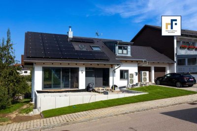 XXL-Wohnhaus für zwei Generationen mit Weitblick – Kernsaniert und Energieeffizient!