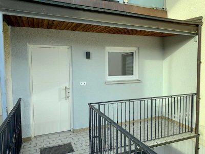 1-Zimmer Wohnung/Appartement (Erstbezug nach vollständiger Sanierung) mit Einbauküche und Balkon