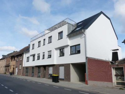 Schöne und neuwertige 4-Zimmer-Maisonette-Wohnung mit geh. Innenausstattung mit Balkon in Kerpen