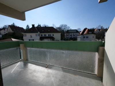 Helle, stilvolle 28qm Wohnung mit Balkon