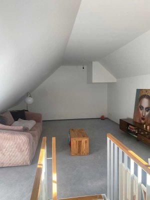 4-Zimmer-Dachgeschosswohnung mit Balkon  in Hannover Kleefeld