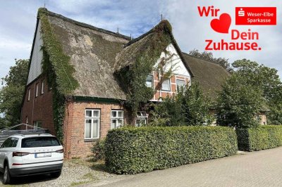 Mehrfamilienhaus mit Gewerbe zentral in Cadenberge