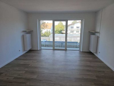 +++ Große 3 Zi.-Whg. mit Dachterrasse+++