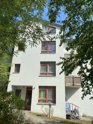 Ihr Investment in Wachwitz - 2-Raumwohnung - Südwestbalkon und Stellplatz - in Elbnähe