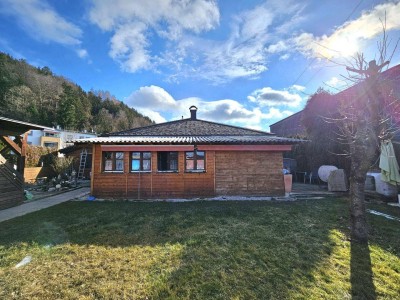 Bungalow mit großem Grundstück im Herzen von Munderfing