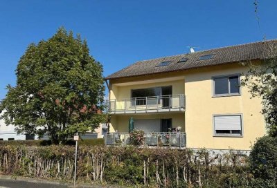 Große 3-Zimmerwohnung mit schönem Balkon ab sofort in Donnersdorf zu vermieten