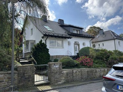 Freistehendes Einfamilienhaus in Top Lage der oberen Südstadt, nähe Uni. Barrierefrei!