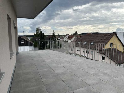 Exklusive Penthouse Wohnung mit großer Terrasse und tollem Rundblick – 5,5-Zimmer-Wohnung im DG