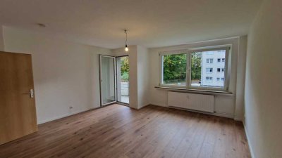 Sanierte 3 Zimmerwohnung mit Balkon in Castrop zu vermieten WE68