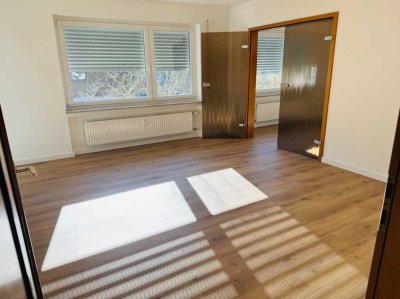 Schöne helle 4 Zimmerwohnung mit EBK