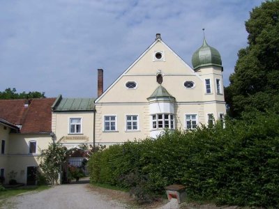 Schöne vier Zimmer Gewölbe Wohnung in Rosenheim (Kreis), Edling